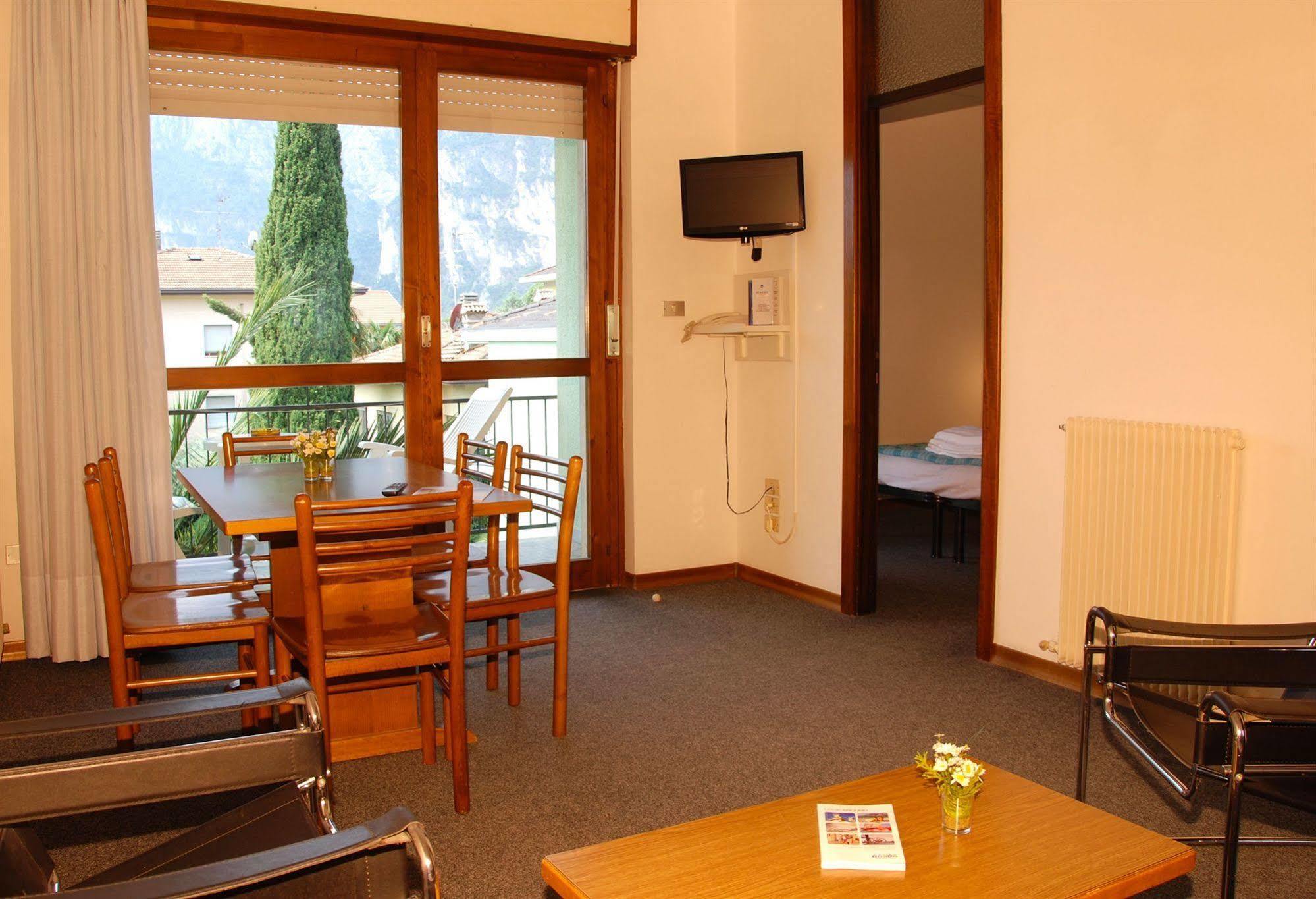 Aparthotel Spiaggia Residence Riva del Garda