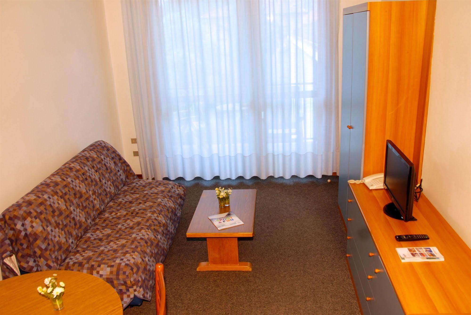 Spiaggia Residence Aparthotel Riva del Garda